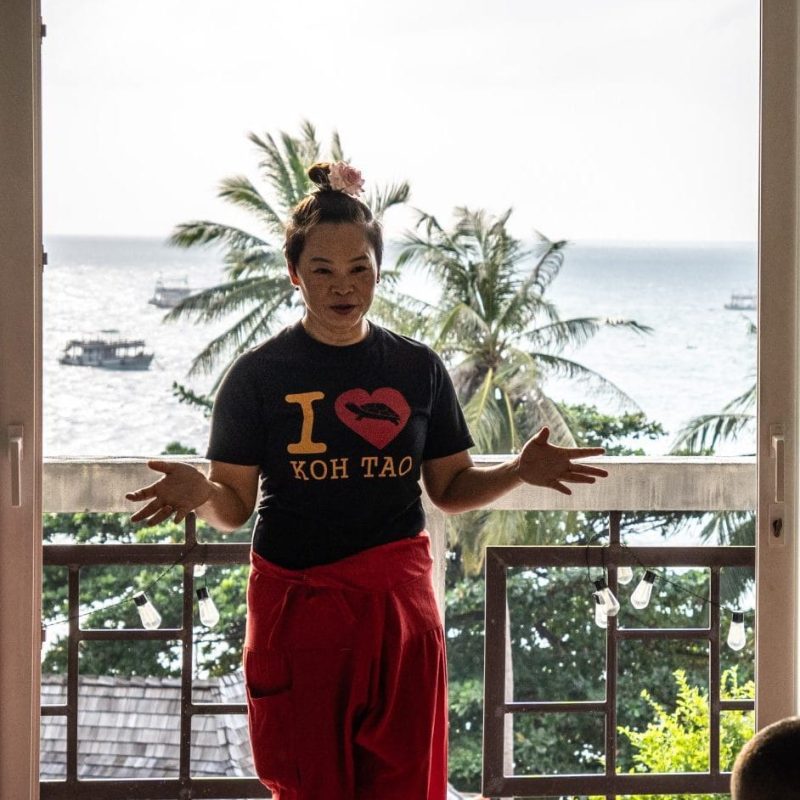 thai-massage-yoga-teachiers-105 thai-massage-yoga-teachiers-105